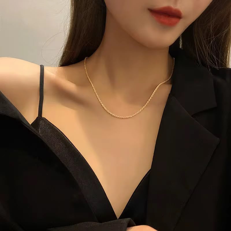 luxury golden  chain